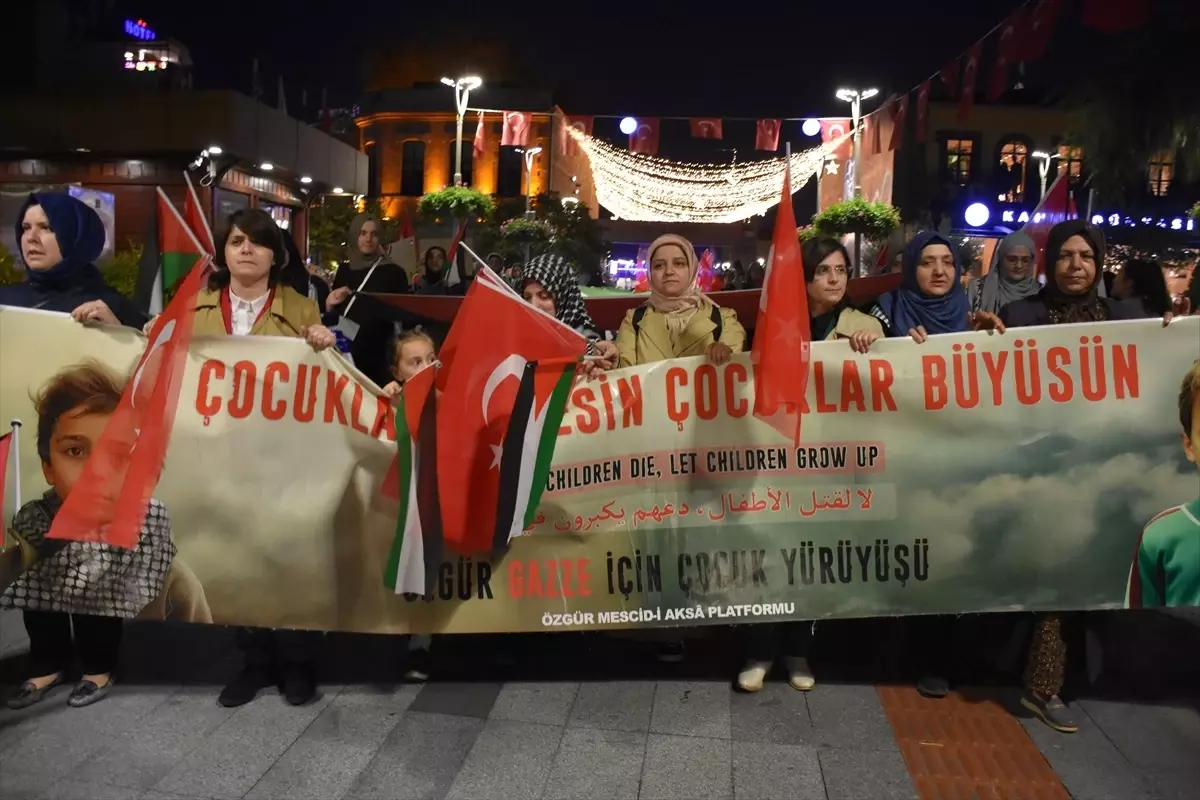 Trabzon'da İsrail'in Gazze'ye saldırıları protesto edildi