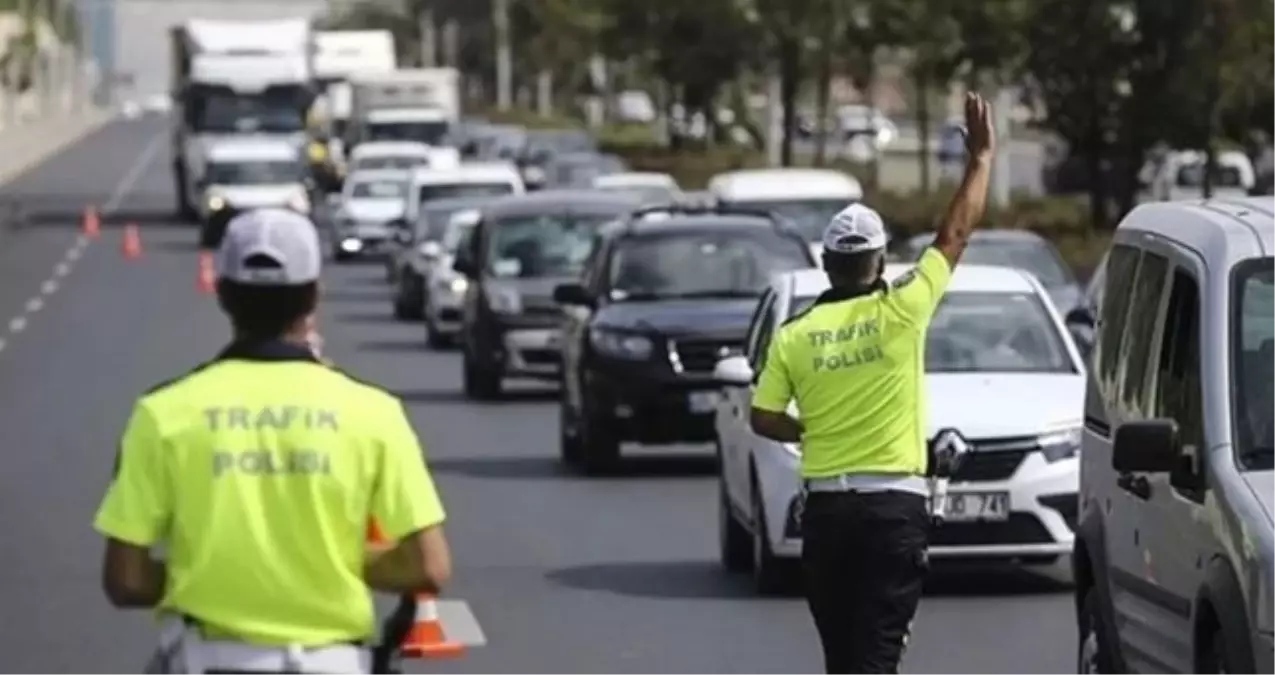 Yeni trafik cezaları ne zaman yürürlüğe girecek? 2025 Yeni trafik cezaları ne kadar arttı? Yeni trafik ceza tutarları!