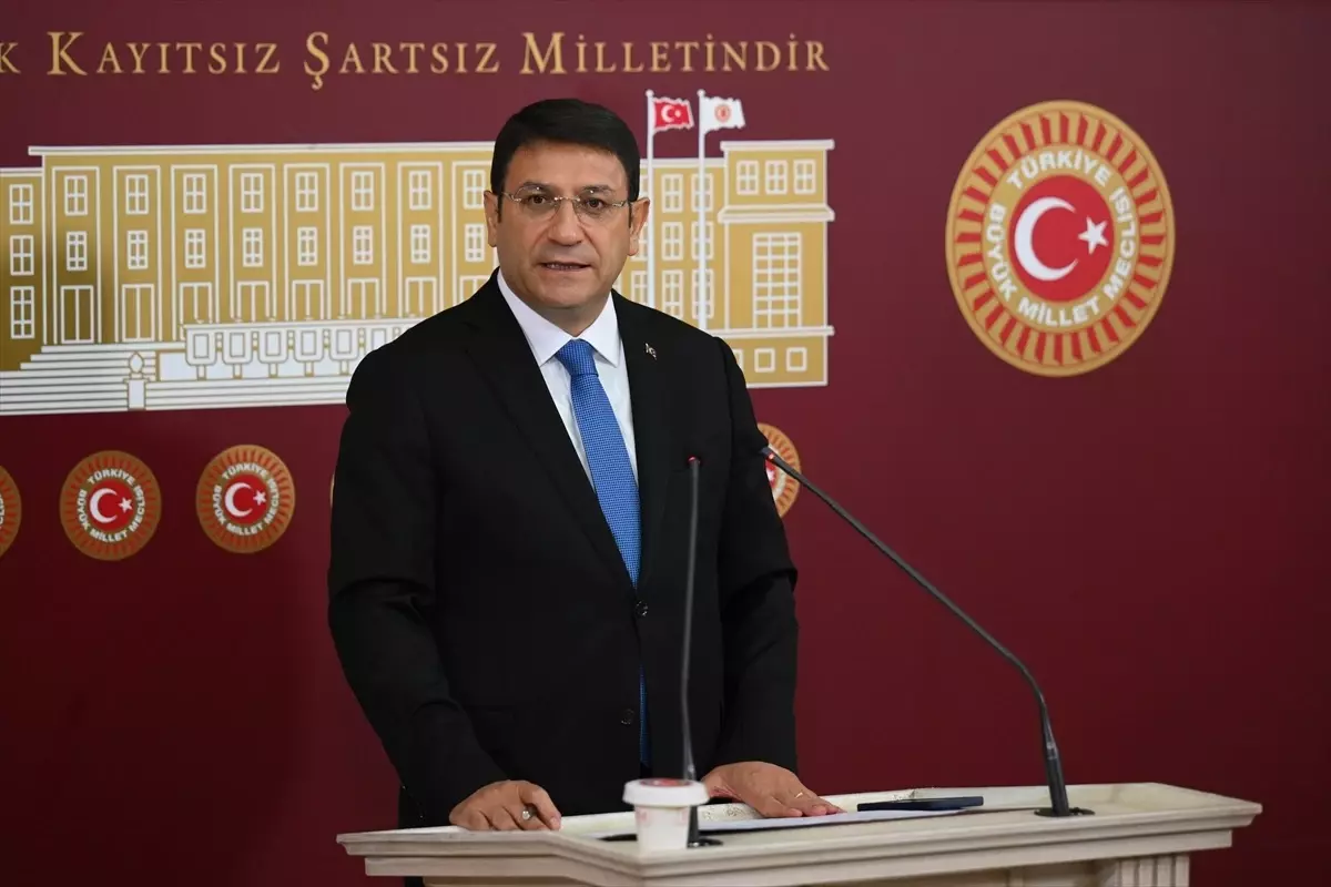 İdris Şahin: Gazze'nin Yalnız Olmadığını Vurguladı