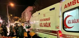 Balıkesir'de Motosikletin Çarptığı Yaya Yaralandı