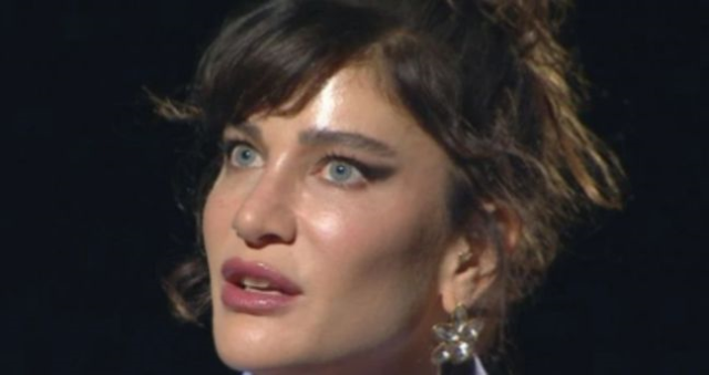 Berrak Tüzünataç kimdir? Berrak Tüzünataç kaç yaşında, nereli, neden tutuklandı? Berrak Tüzünataç kimdir? Berrak Tüzünataç kaç yaşında, nereli, neden tutuklandı?