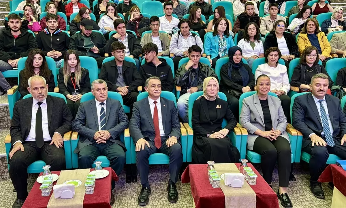 Gençlerin Kötü Alışkanlıklardan Korunması İçin Projeler Geliştiriliyor