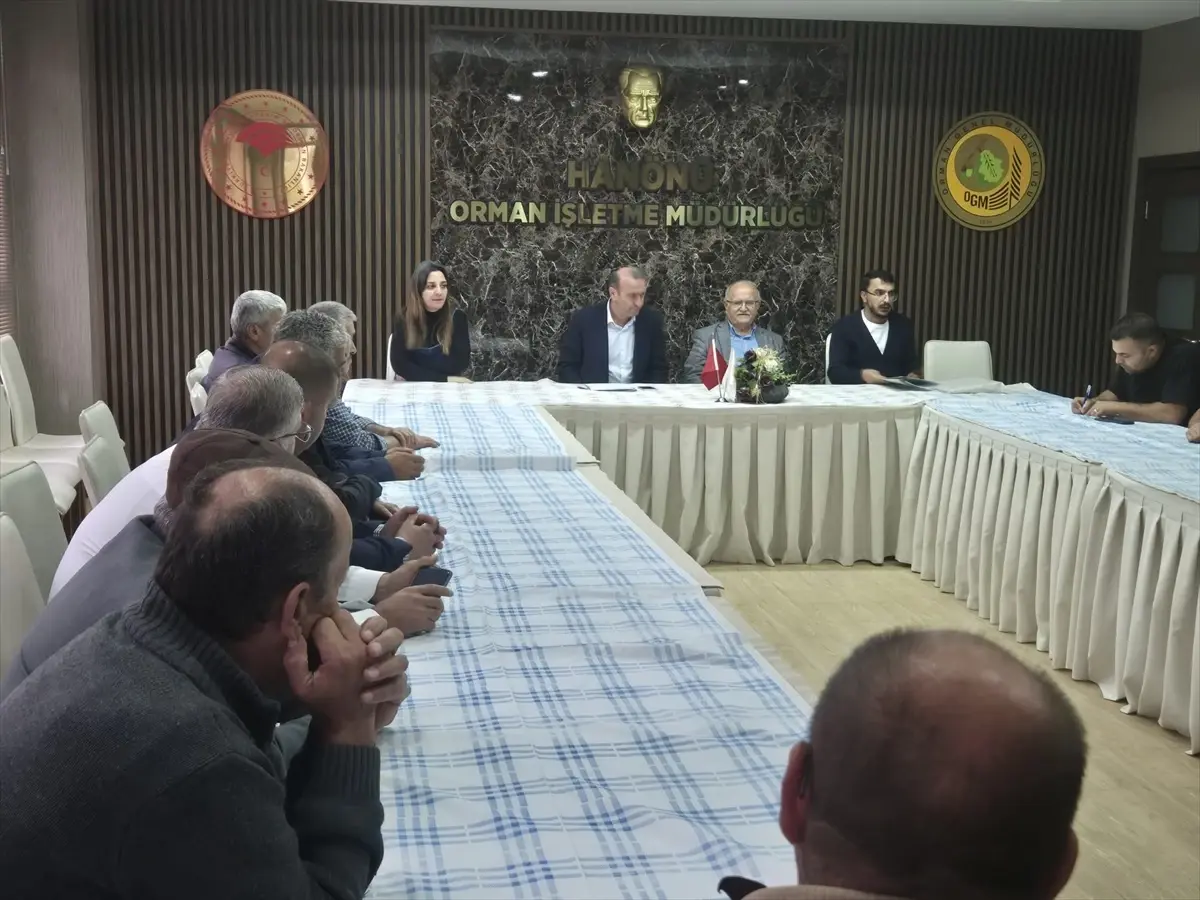 Köy Koop Başkanı Hanönü'de Kooperatiflerle Toplantı Düzenledi