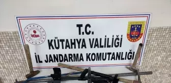 Kütahya'da Kaçak Kazı Yapan 9 Şüpheli Suçüstü Yakalandı