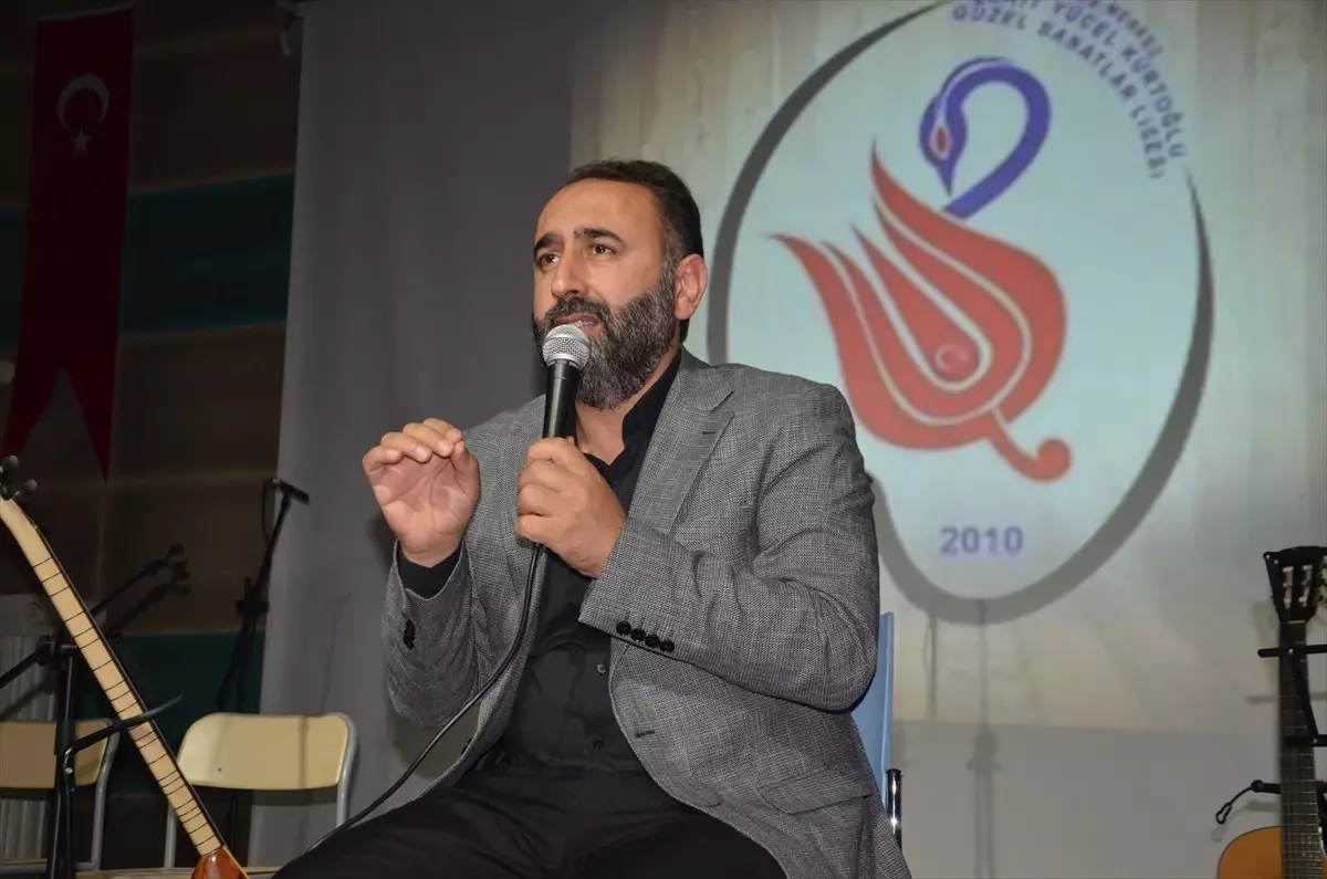 Muş'ta Filistin konulu konferans ve resim sergisi düzenlendi