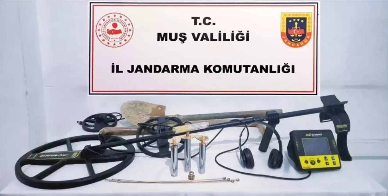 Muş'ta İzinsiz Kazı Yapan 7 Kişi Yakalandı