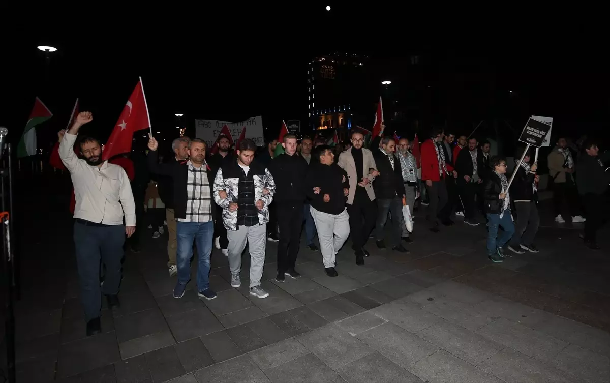 Bursa ve Çanakkale'de İsrail Saldırılarına Protesto