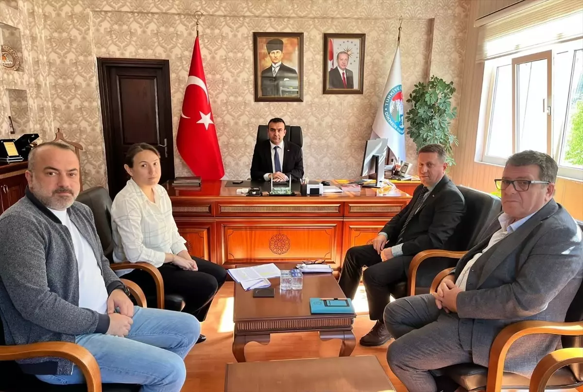 Sinop'ta 'Resim, Müzik ve Spor Çocuğun Cennetidir' Projesi Toplantısı Yapıldı