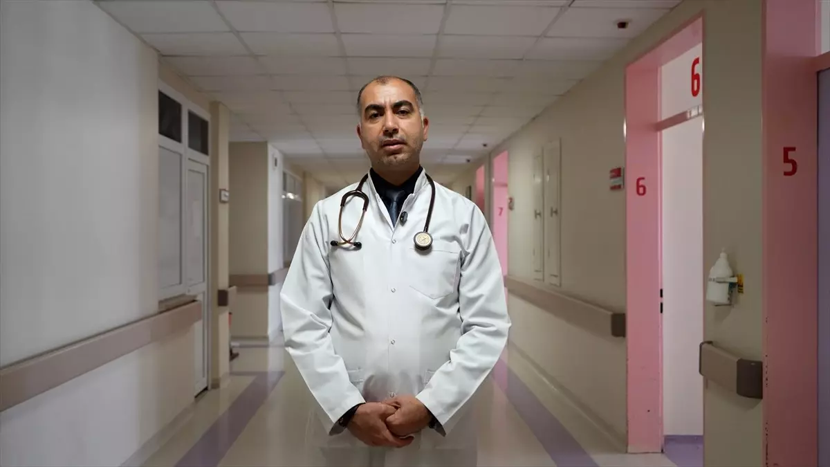 Sivas'ta 2 Kilo 795 Gram Tümör Başarıyla Çıkarıldı