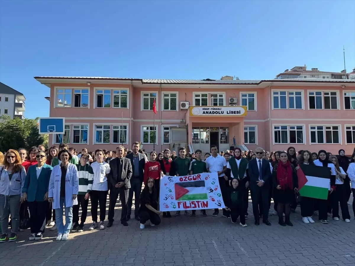 Türkeli'de Filistin Farkındalık Etkinliği Düzenlendi