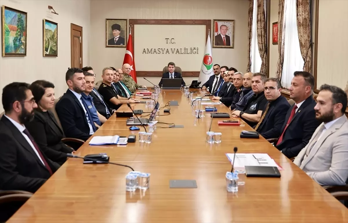 Amasya'da Güvenlik ve Asayiş Toplantısı Yapıldı