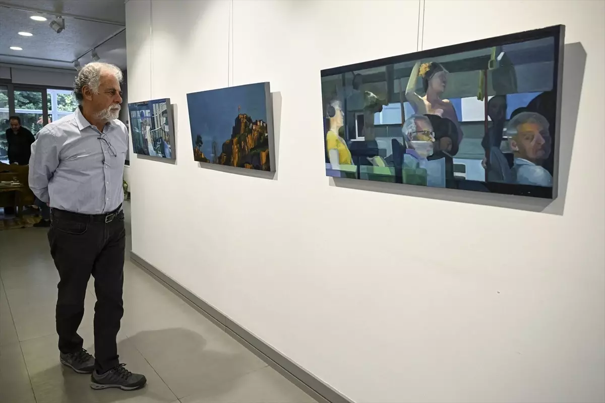 Sanem Altaylı'nın 'Gri' Sergisi Sanatseverlerle Buluşuyor