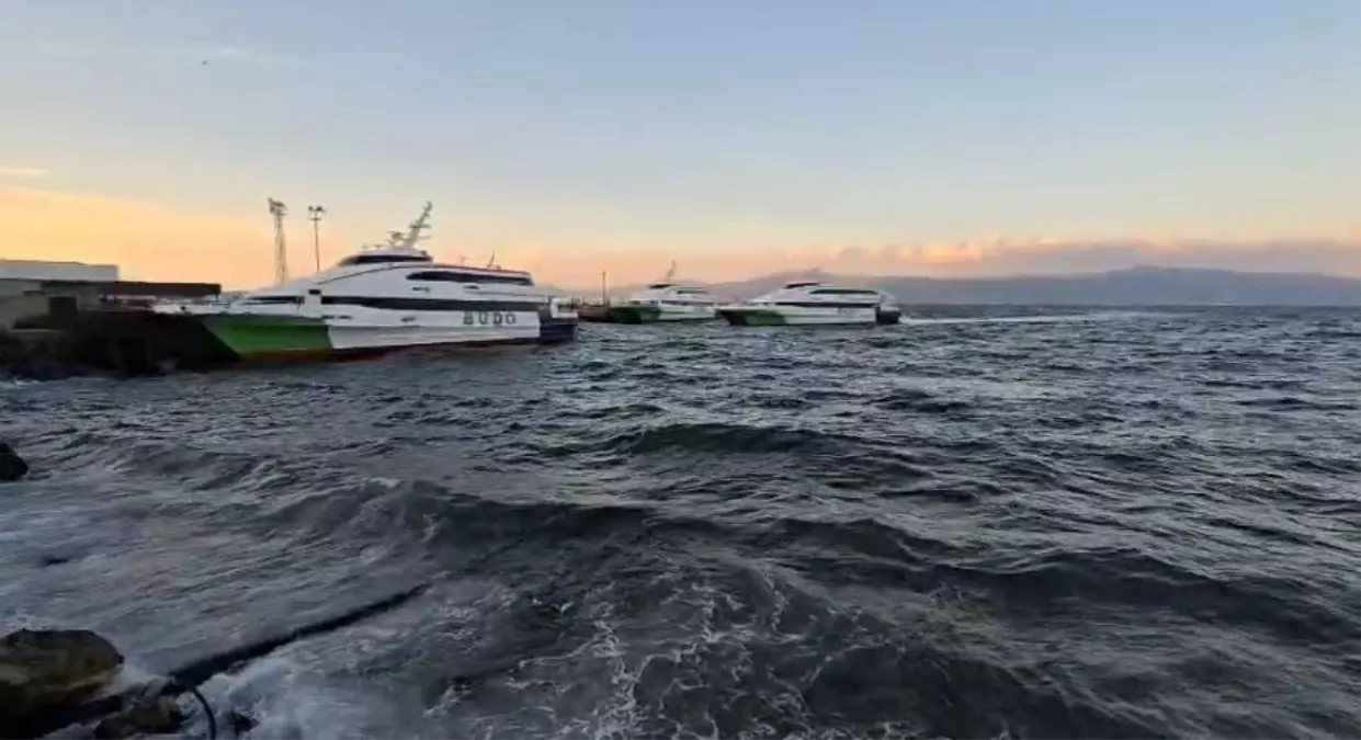 Bursa'da deniz otobüsü seferleri olumsuz hava koşulları nedeniyle iptal edildi