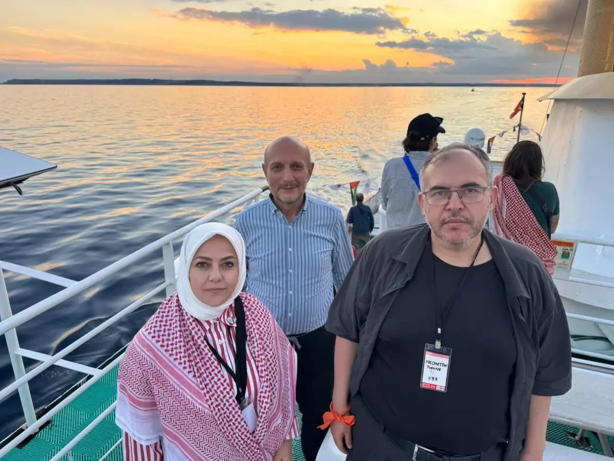 İsrail askerleri tarafından alıkonulan Saadet Partili Atmaca'nın ailesi DHA'ya konuştu.