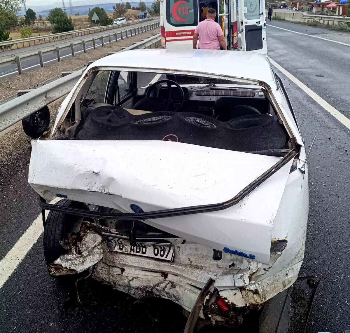 Karabük'te Trafik Kazası: 2 Yaralı