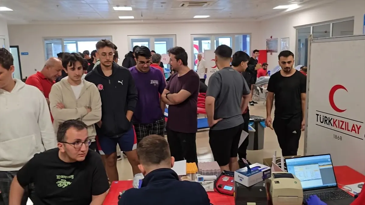 Muğla'da Öğrenci Yurdu'nda Kan Bağışı Kampanyası Düzenlendi