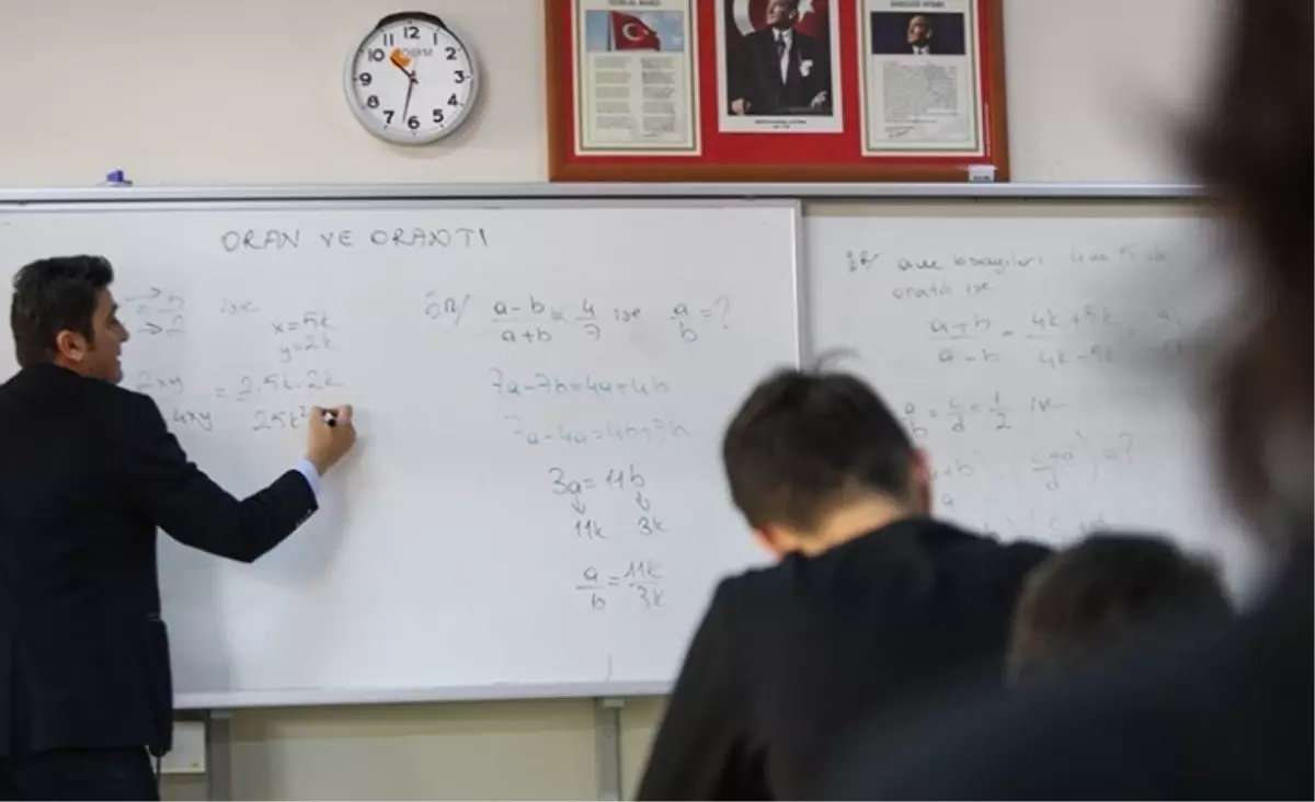 Öğretmenlik taban puanları 2025 kaç, öğretmenlik alım ilanı ne zaman yayınlanacak?