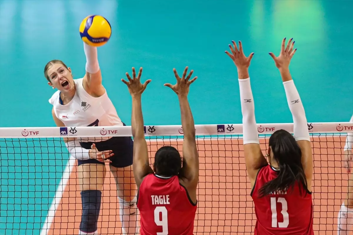 Voleybolda İlbank, Beşiktaş'ı 3-1'lik Skorla Mağlup Etti