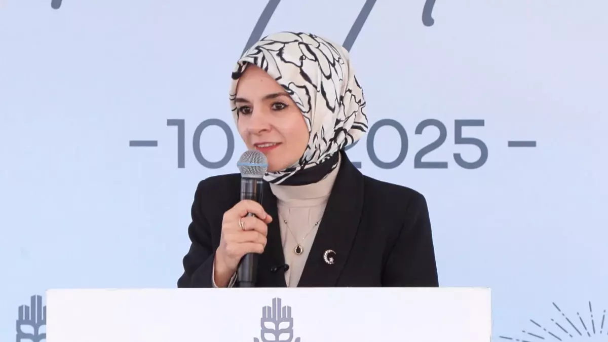 Başakşehir'de Aile ve Sosyal Hizmetler Bakanı'ndan Yeni Merkez Açılışı