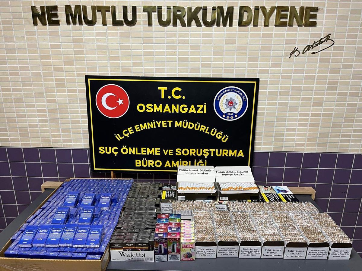 Bursa'da Kaçak Tütün Operasyonu: 22 Bin 300 Makaron ve Bin 200 Paket Sigara Ele Geçirildi