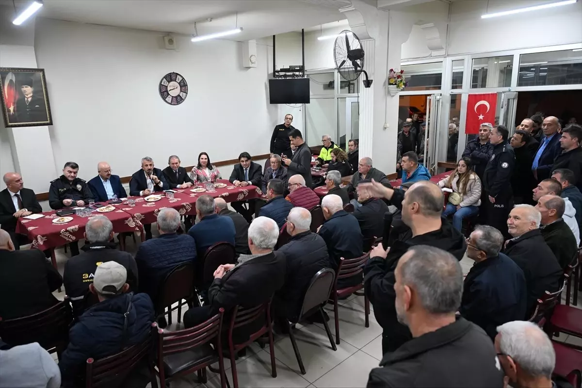 Edirne Valisi Yunus Sezer, Mahalle Buluşmalarında Vatandaşlarla Bir Araya Geldi