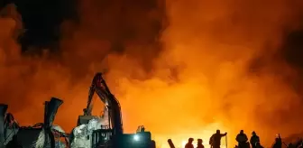 Elmadağ'daki Geri Dönüşüm Fabrikasında Yangın Kontrol Altına Alındı