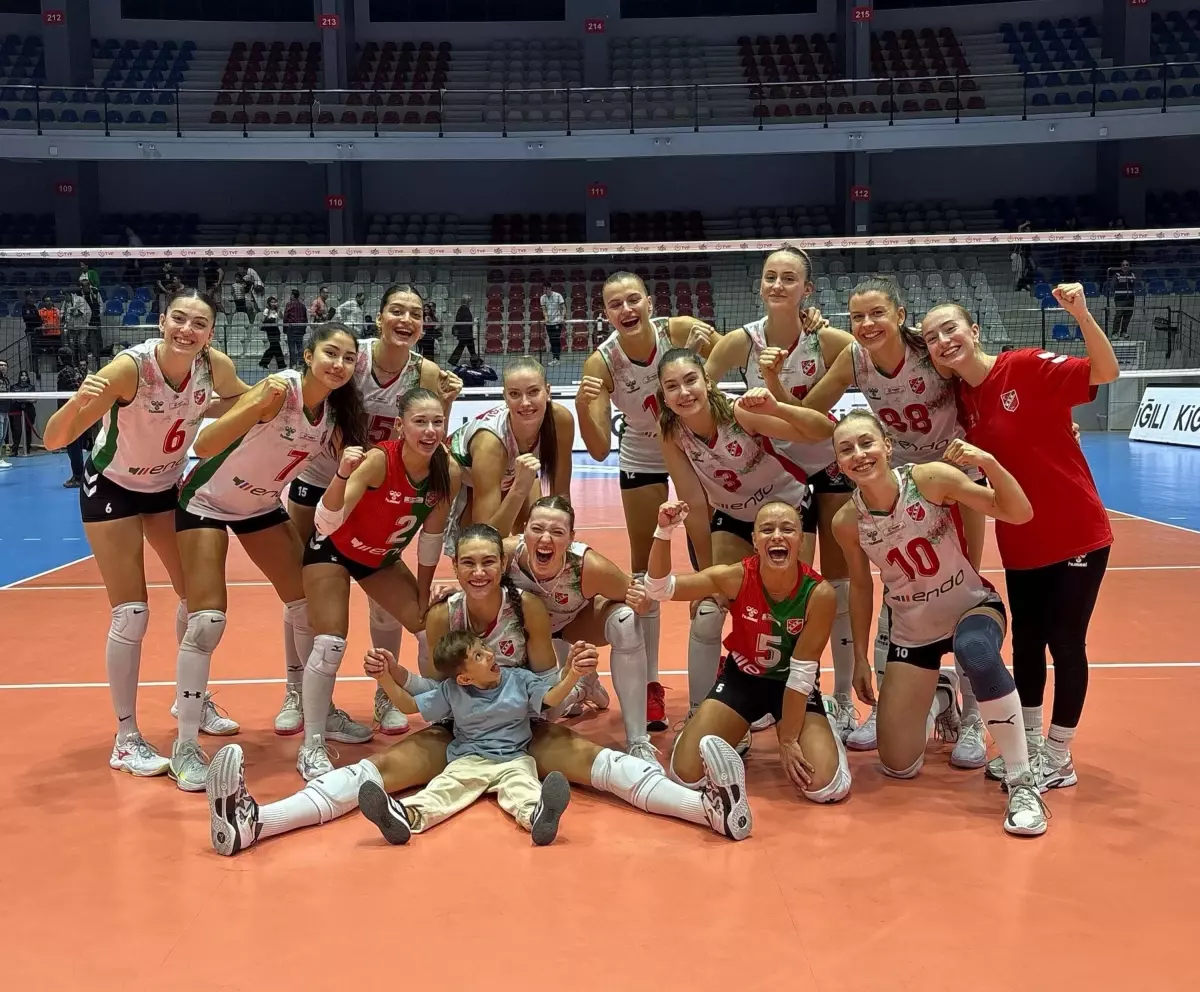 Karşıyaka, İBB Spor ile Zirve Mücadelesi Verecek