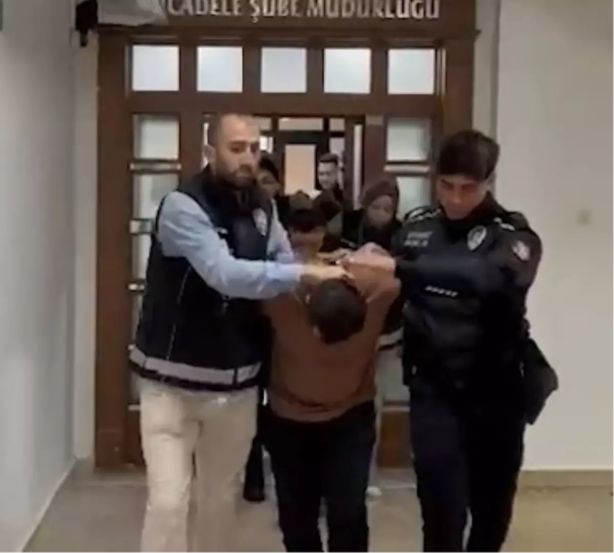 Kayseri'de uyuşturucu operasyonu: 9 şüpheliden 8'i tutuklandı