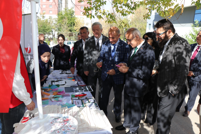 Yüksek İhtisas Üniversitesi'nde 'Gazze İle Dayanışma Haftası' Düzenlendi Yüksek İhtisas Üniversitesi'nde 'Gazze İle Dayanışma Haftası' Düzenlendi