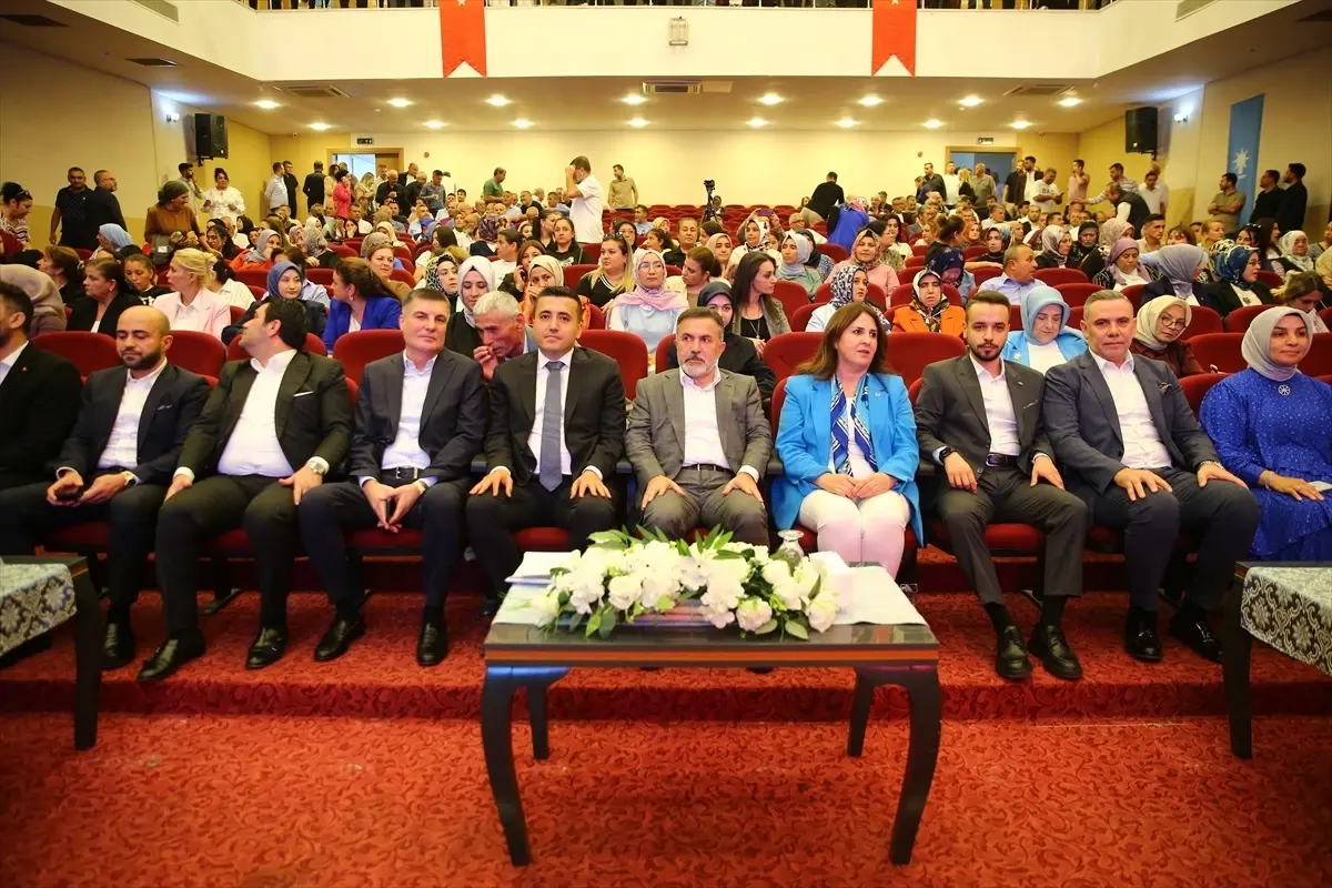 Adana'da Yeşil Dönüşüm ve İklim Farkındalığı Programı Düzenlendi