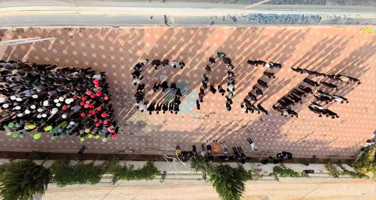 Adıyaman Doğa Koleji'nden Filistin'e Destek Koreografisi