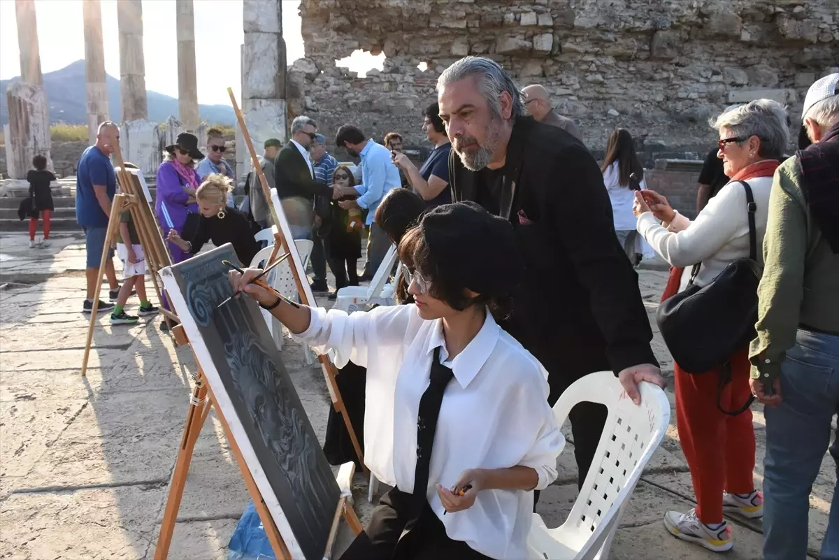 Magnesia Antik Kenti'nde Çağdaş Sanat Etkinliği Düzenlendi