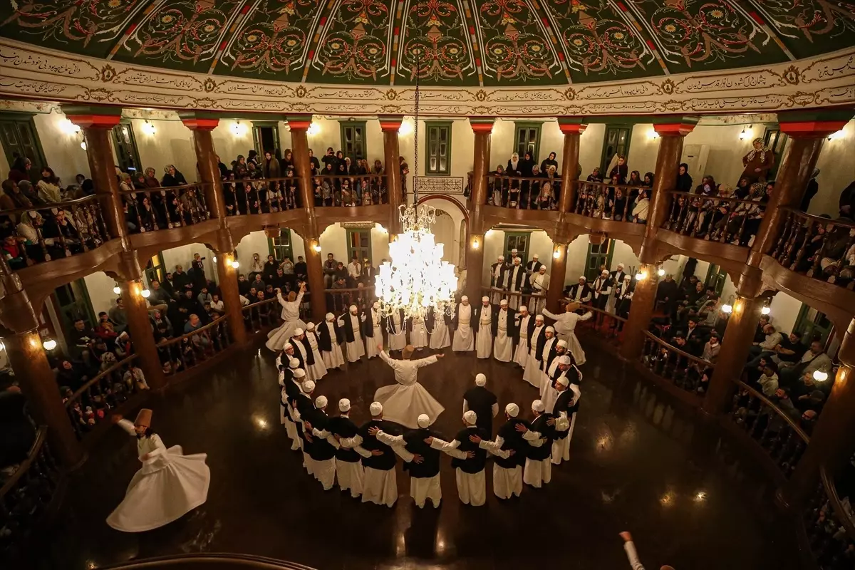 Bursa'da Geleneksel 'Devran-ü Kıyam ve Sema' Gösterisi