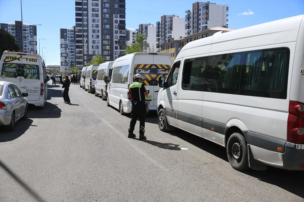 Diyarbakır'da Okul Çevrelerinde Çocukların Korunmasına Yönelik Huzur Uygulaması