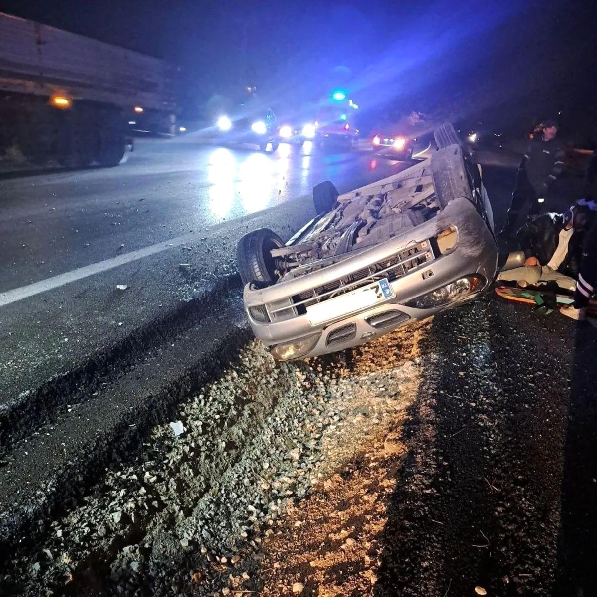 Elazığ'da Takla Atan Otomobilde 2 Yaralı