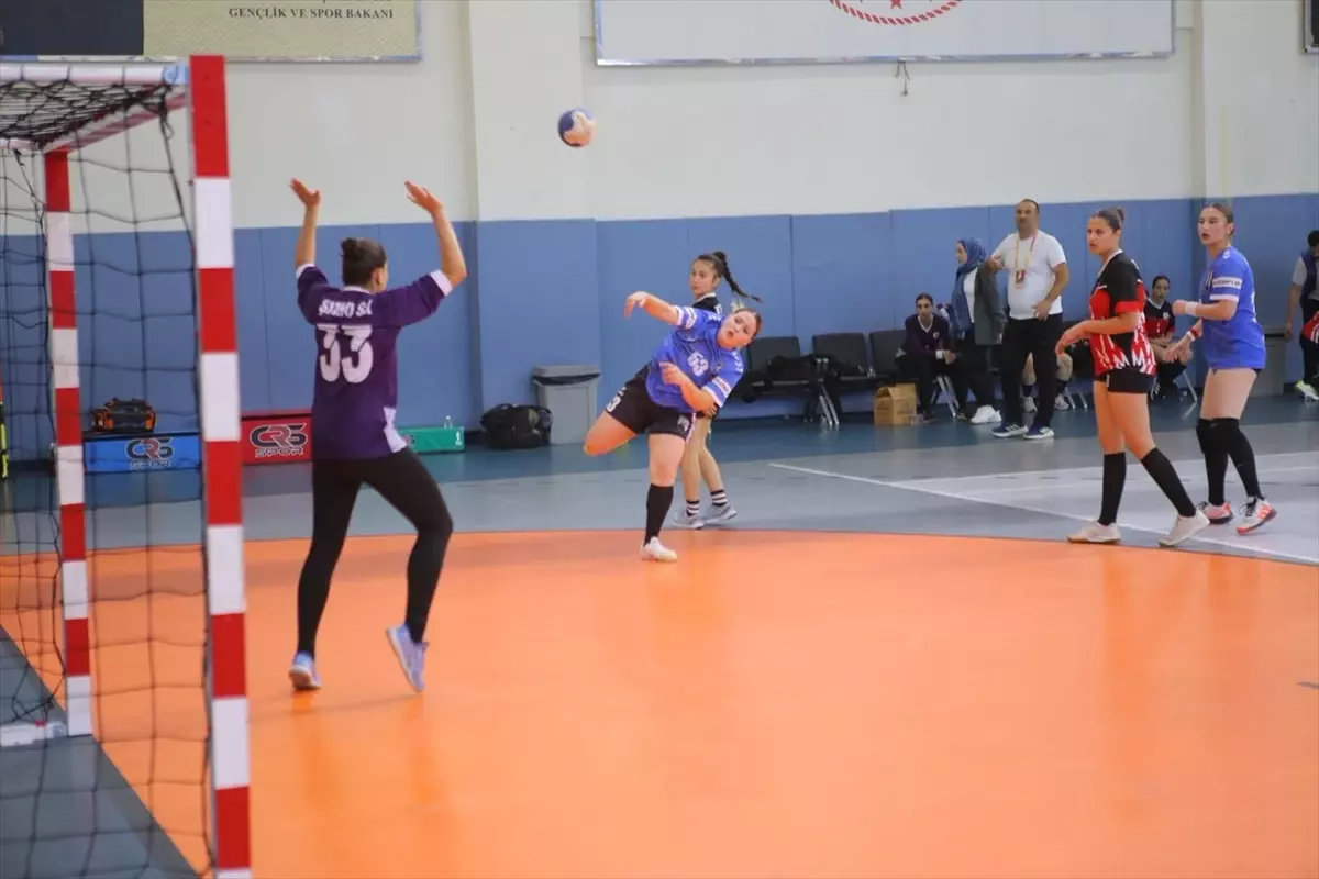 Hentbol: Kadınlar 1. Lig