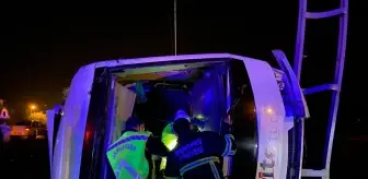 Kastamonu'da Tur Midibüsü Devrildi: Yaralılar Hastaneye Sevk Edildi