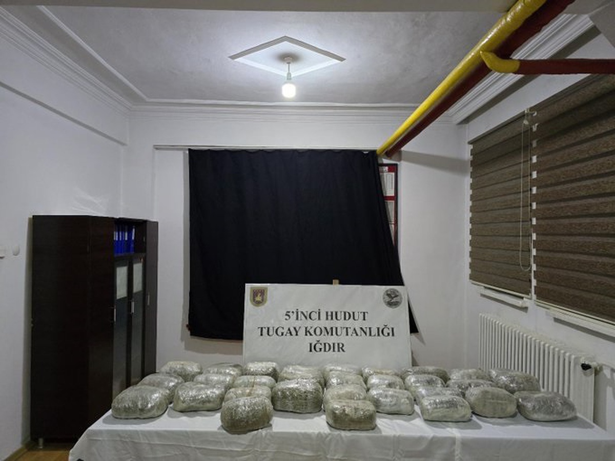 Iğdır-Ağrı Hudut Hattında 32 Kilo Uyuşturucu Ele Geçirildi