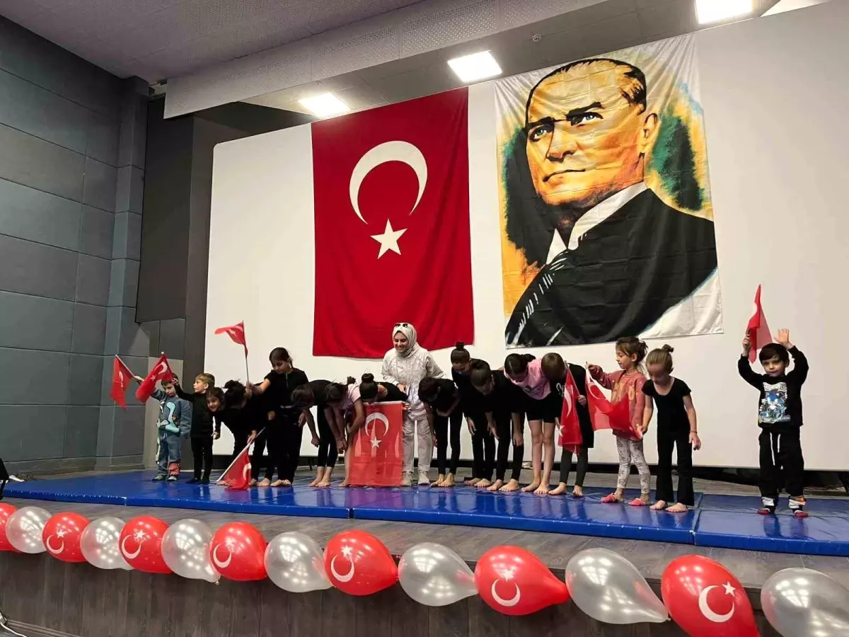 Narman'da Gençler 'Sonbahara Merhaba' Etkinliği Düzenledi