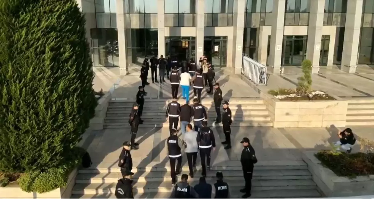 Denizli'de Alkollü Sürücülere Dolandırıcılık Operasyonu: 5 Tutuklama