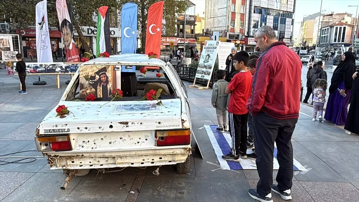 Çorlu'da Gazze İçin Kermes Düzenlendi