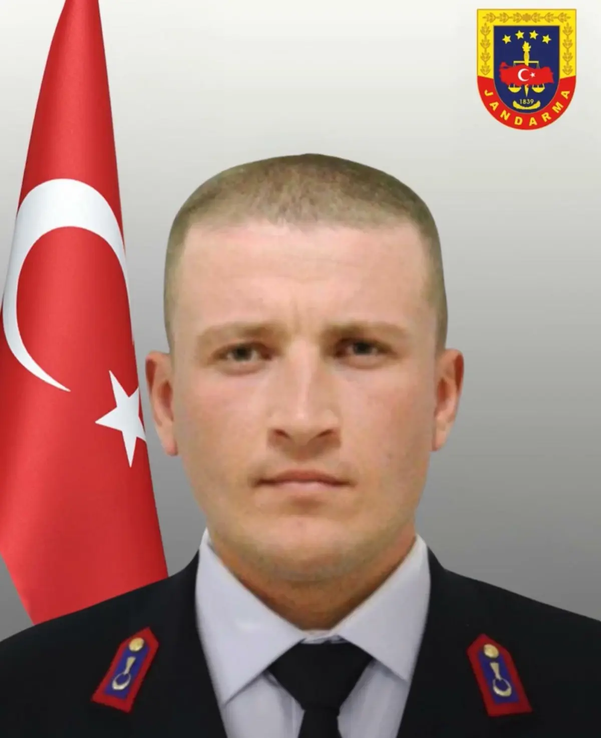 Sakarya'da şehit olan jandarma astsubaylar son yolculuğuna uğurlandı
