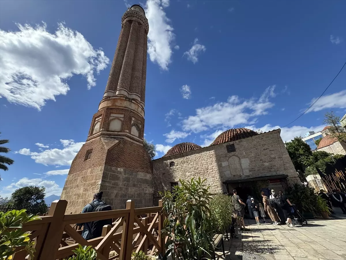 Antalya'da Sultan Alaattin Ulu Cami Külliyesi Restorasyonu Tamamlandı