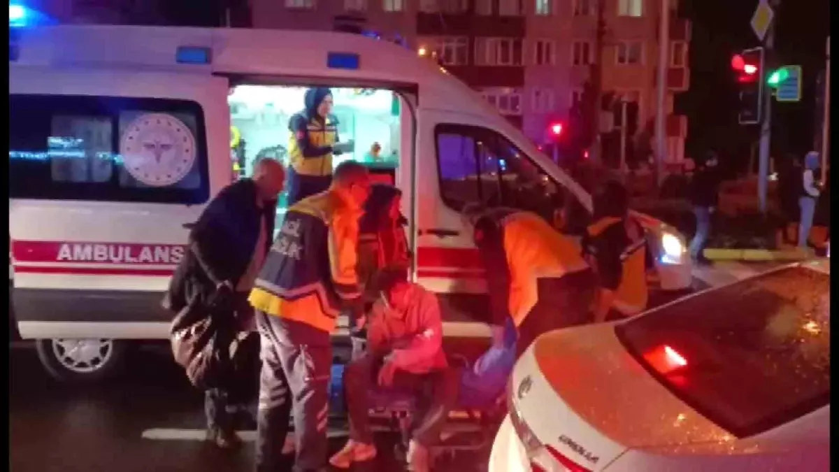 Kocaeli'de Trafik Kazası: 7 Yaralı