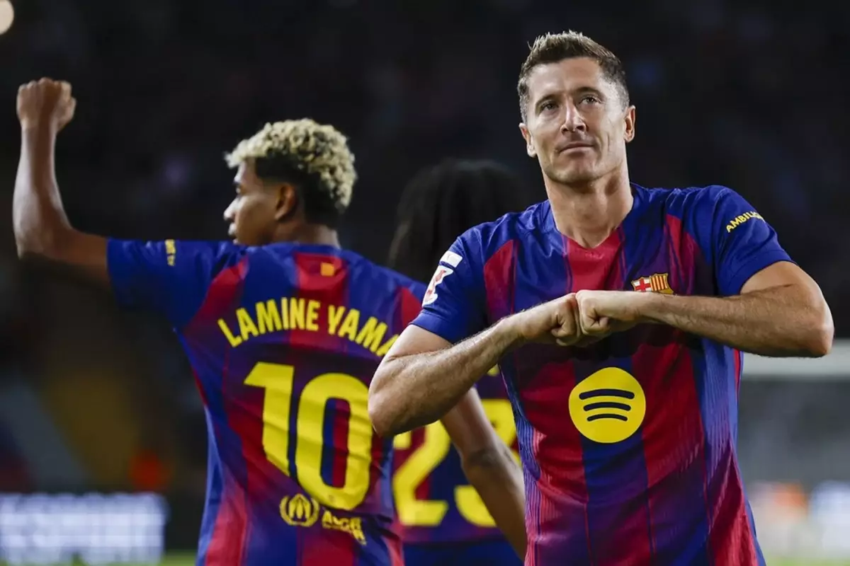 Barcelona'dan Lewandowski kararı