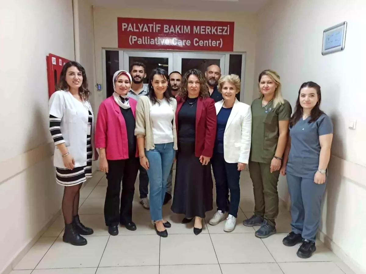 Dünya Palyatif Bakım Günü'nde Anlamlı Ziyaret