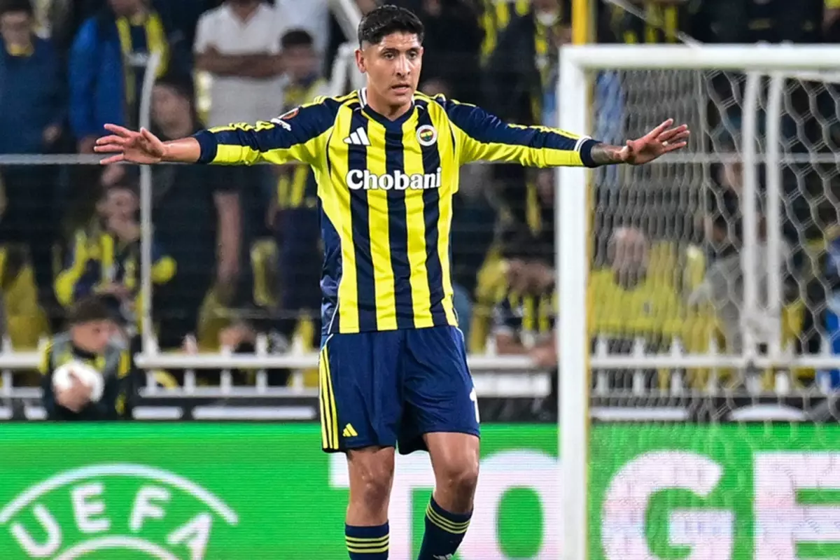 Edson Alvarez'den iki kadro dışı kararı sonrası flaş paylaşım