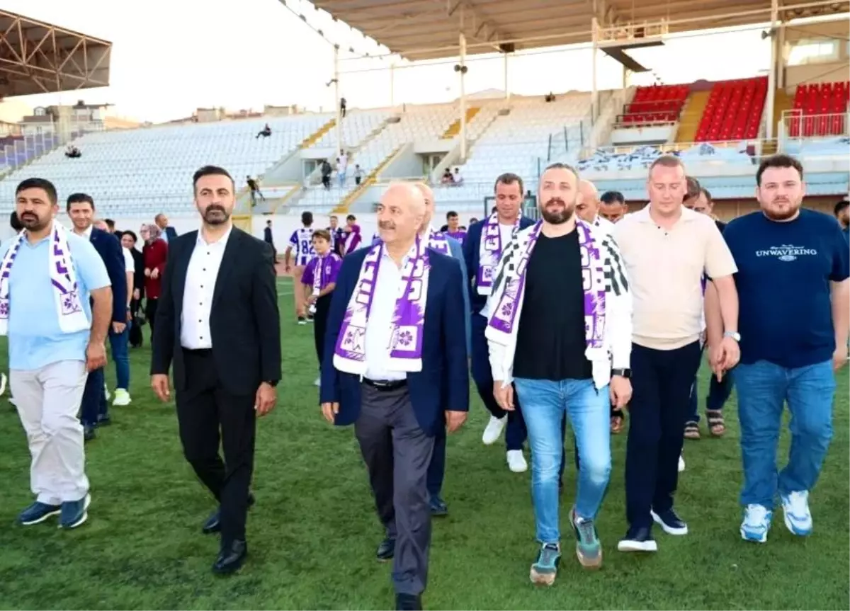 Güzide Gebzespor'da Şok Ayrılık: Başkan Yusuf Öztürk Görevden Ayrıldı