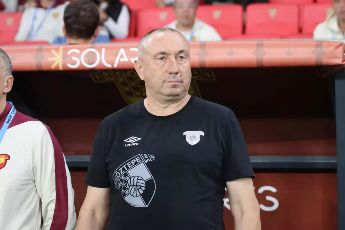 Göztepe, Stanimir Stoilov Yönetiminde Büyük Başarılar Elde Etti