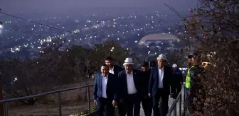 Kırgızistan'da Celalabad'ın Adı Manas Olarak Değiştirildi